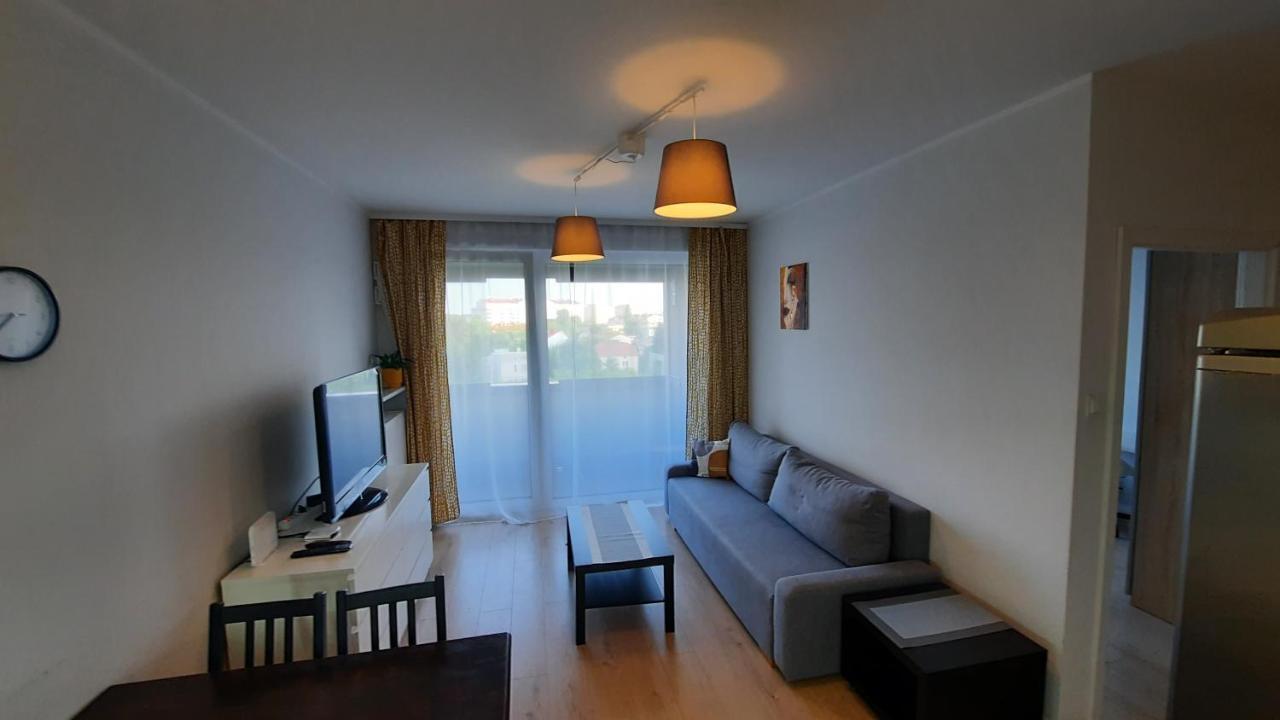 Appartement Ursa - Wygodny Apartament I Bezplatny Parking Na Miejscu à Varsovie Extérieur photo